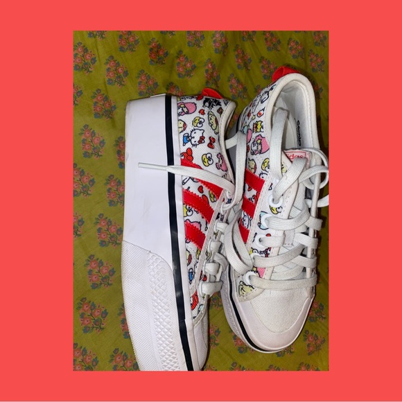 Adidas x Hello Kitty Nizza Platform 4 - Picture 2 of 6